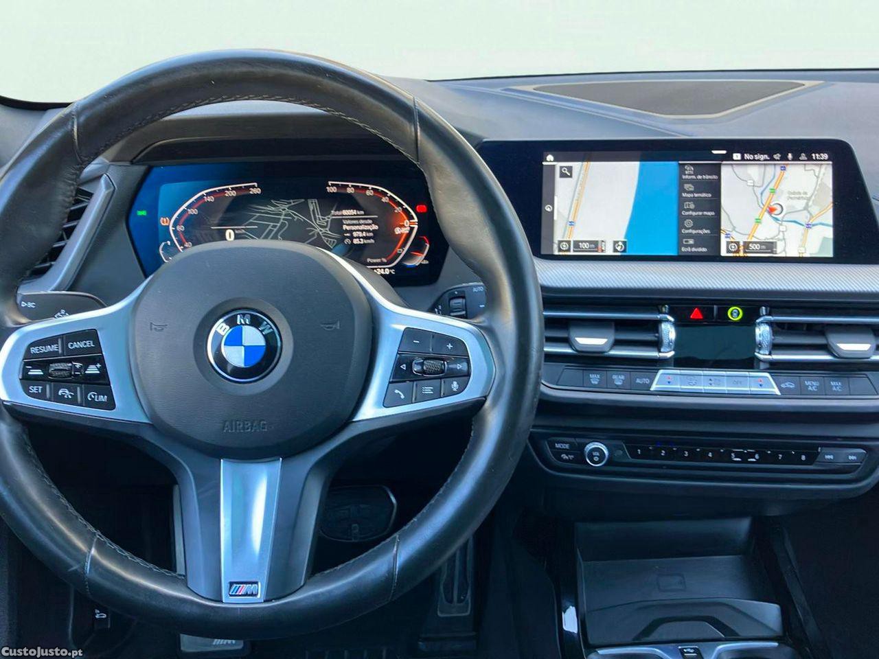BMW 118 i Pack Desportivo M Auto — fotografia 10