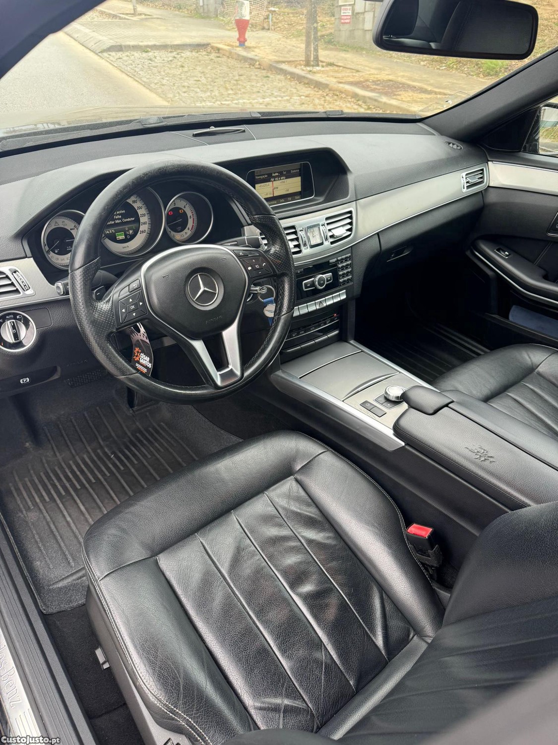 Mercedes-Benz E 300 Bluetec Hybrid — fotografia 8