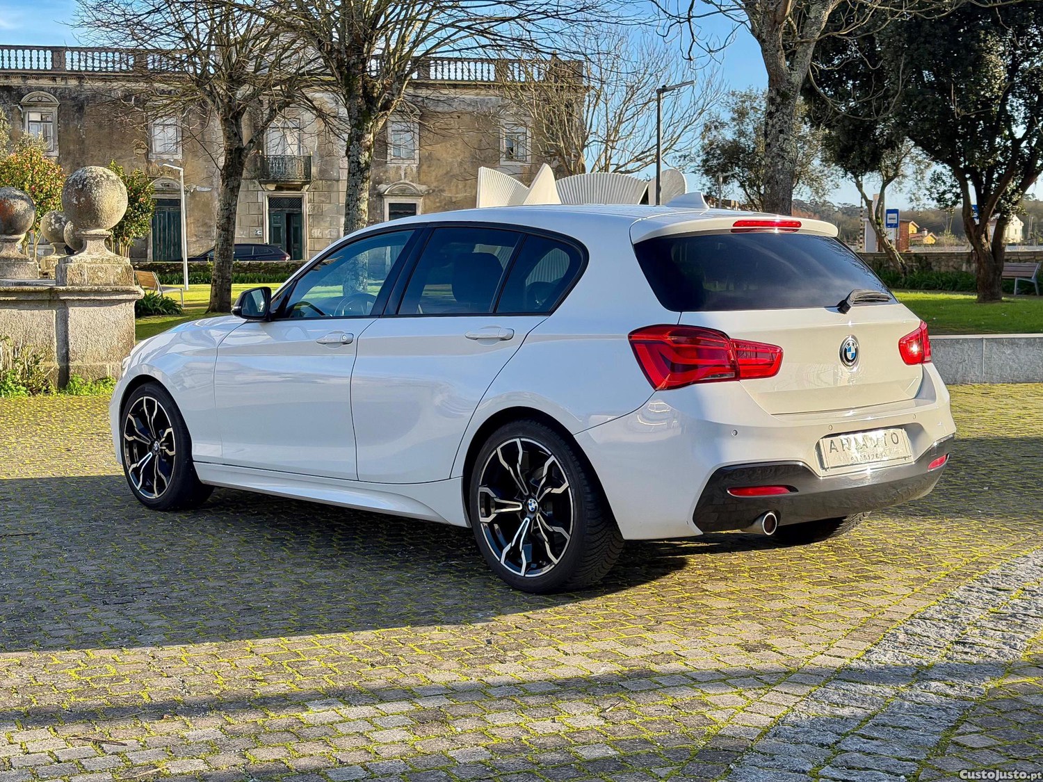 BMW 116 BMW 116d PACK M AUTO - 15 — photo 4