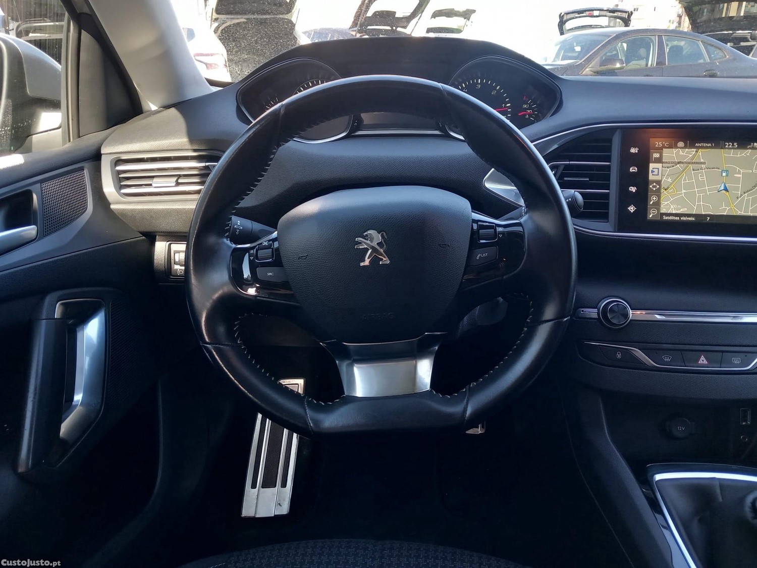 Peugeot 308 SW 1.6 BlueHDi Allure — fotografia 9
