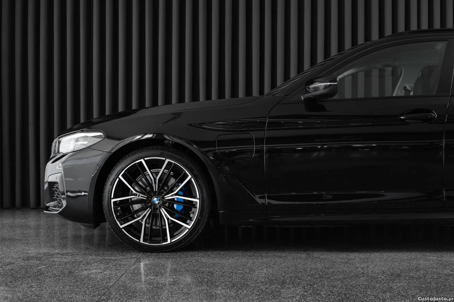 BMW 520 e Pack M — fotografia 19
