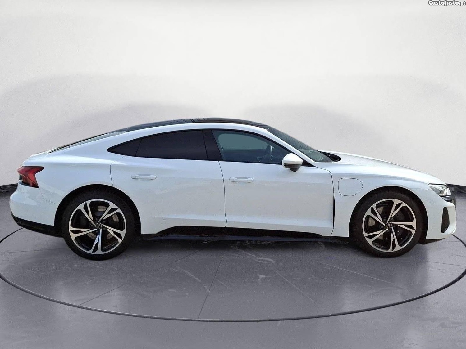 Audi e-tron GT quattro - 23 foto 5
