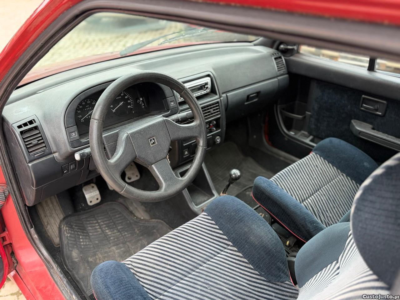 Citroën AX GT — fotografia 3