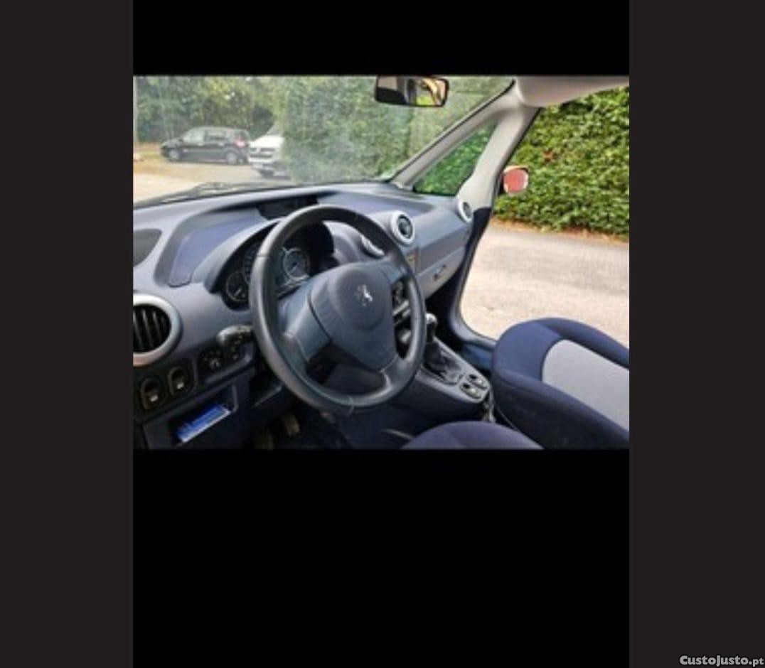 Peugeot 1007 1.4 gasolina automático — fotografia 5