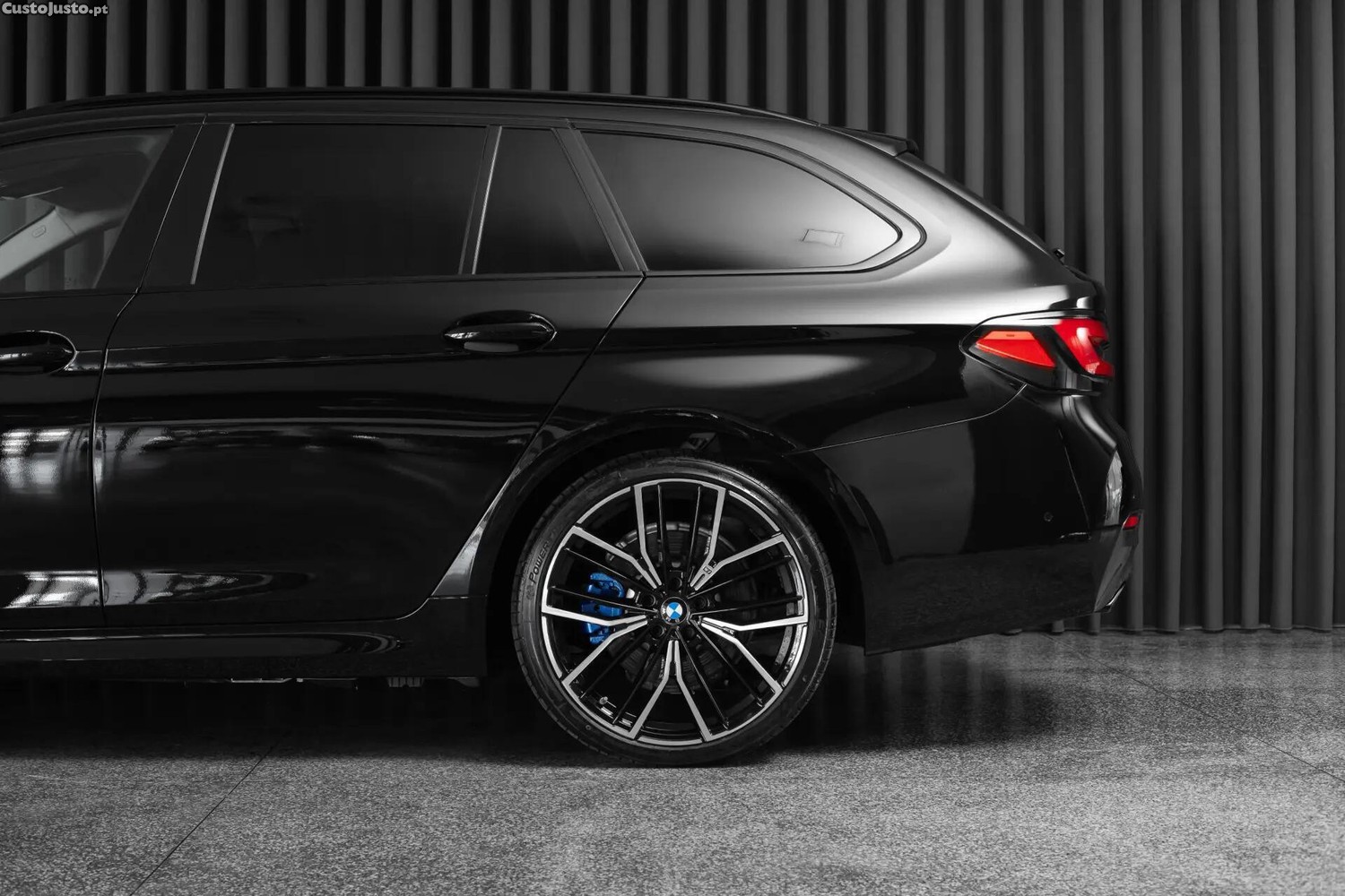 BMW 520 e Pack M — fotografia 18
