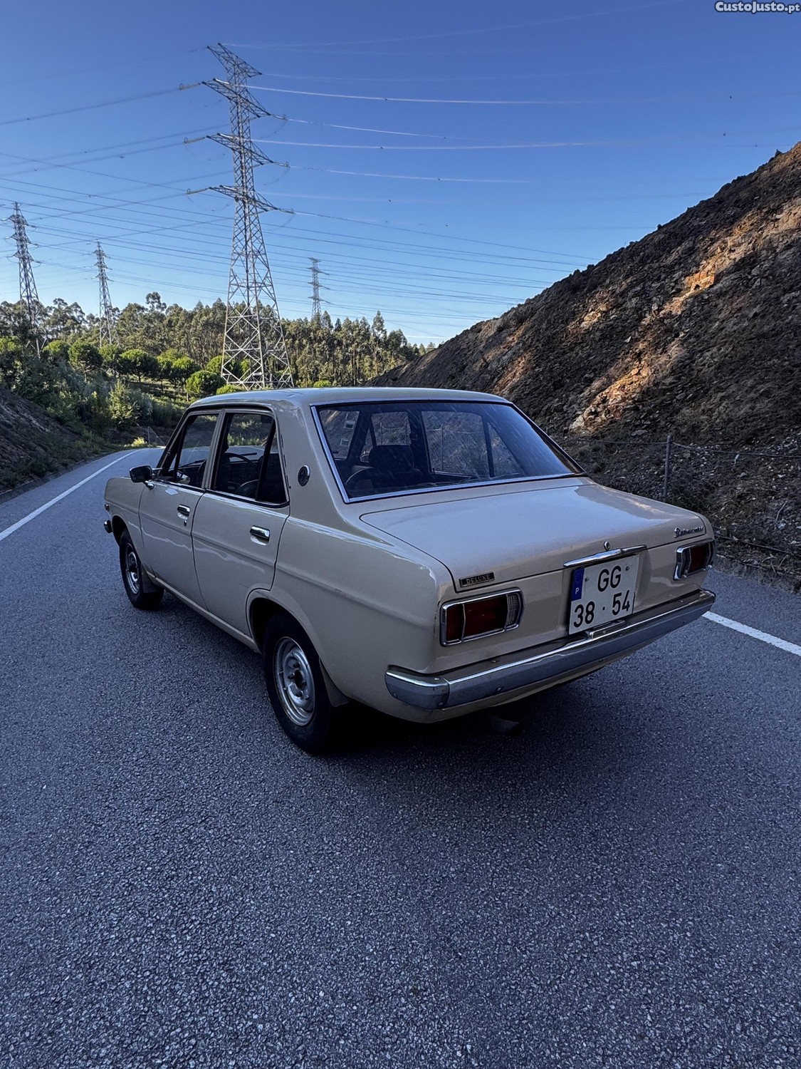 Nissan 1200 Datsun  foto 3