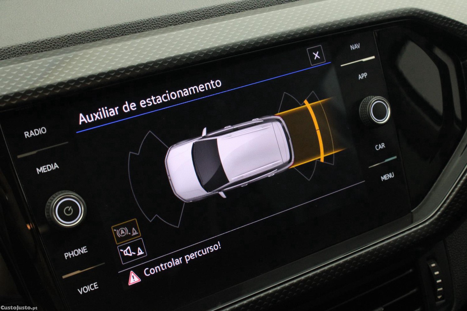 Volkswagen T-Cross 1.0 TSI LIFE — fotografia 18