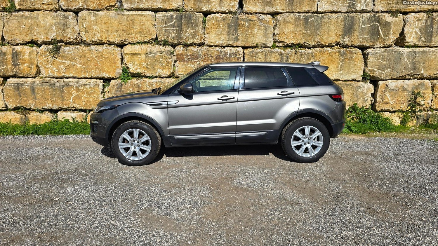 Land Rover Evoque 2.0 eD4 SE - 18 — photo 3