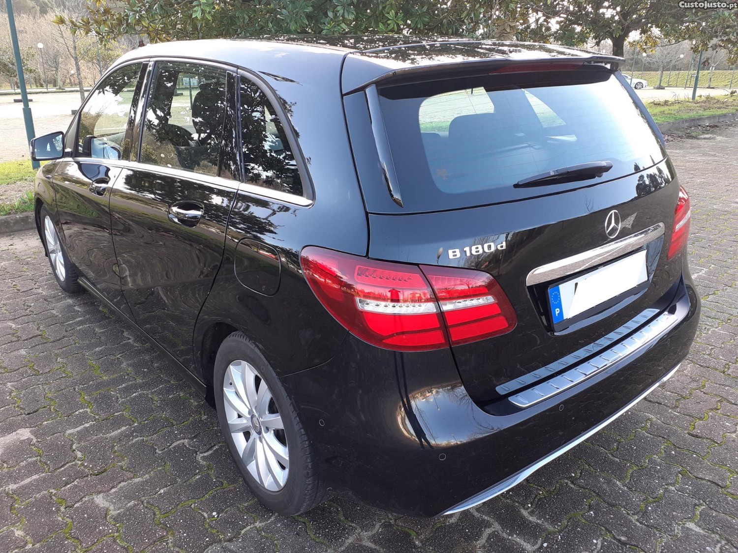 Mercedes-Benz B 180 CDI - 17 — photo 5