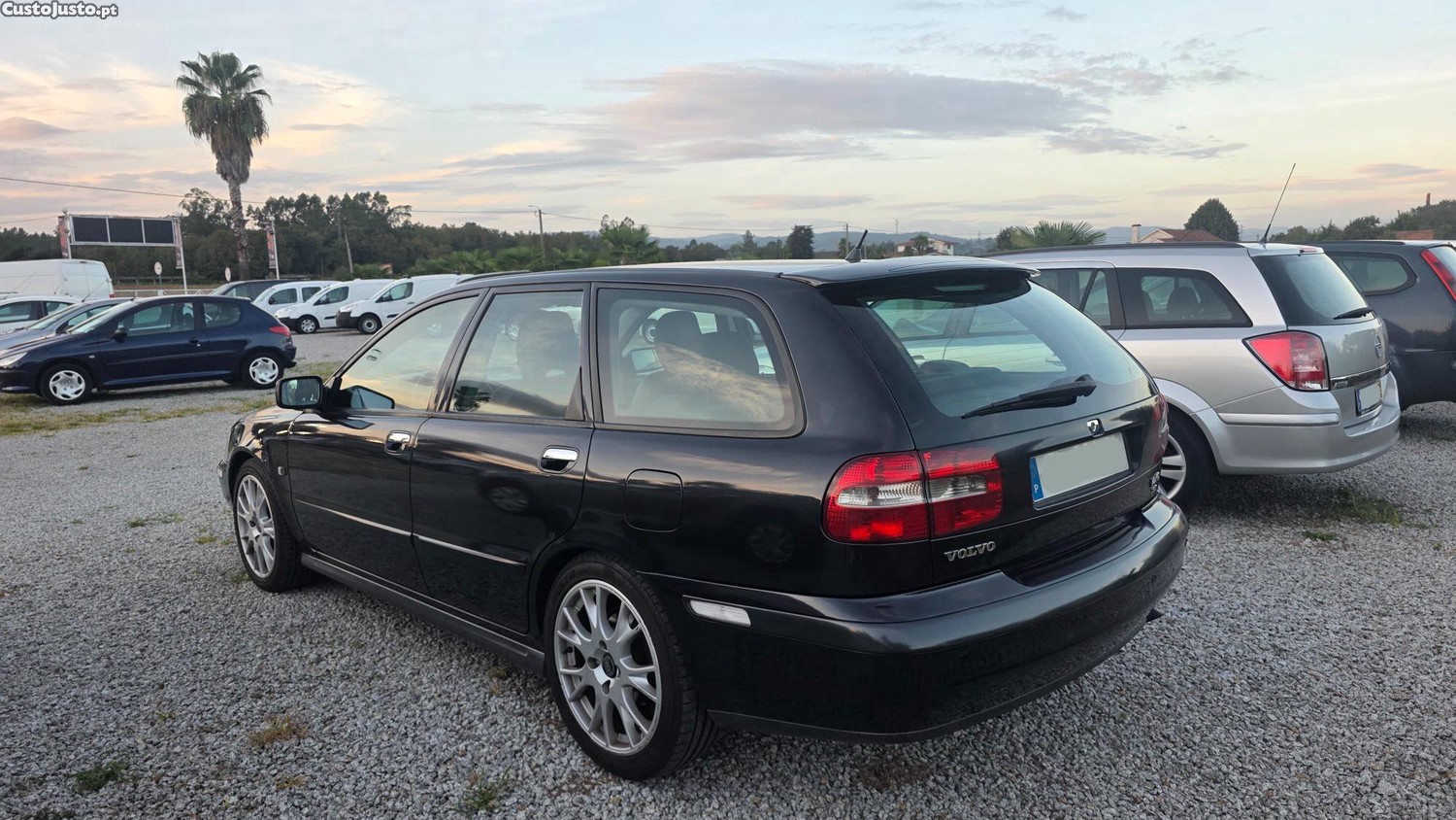 Volvo V40 1.9 D 116cv — photo 2