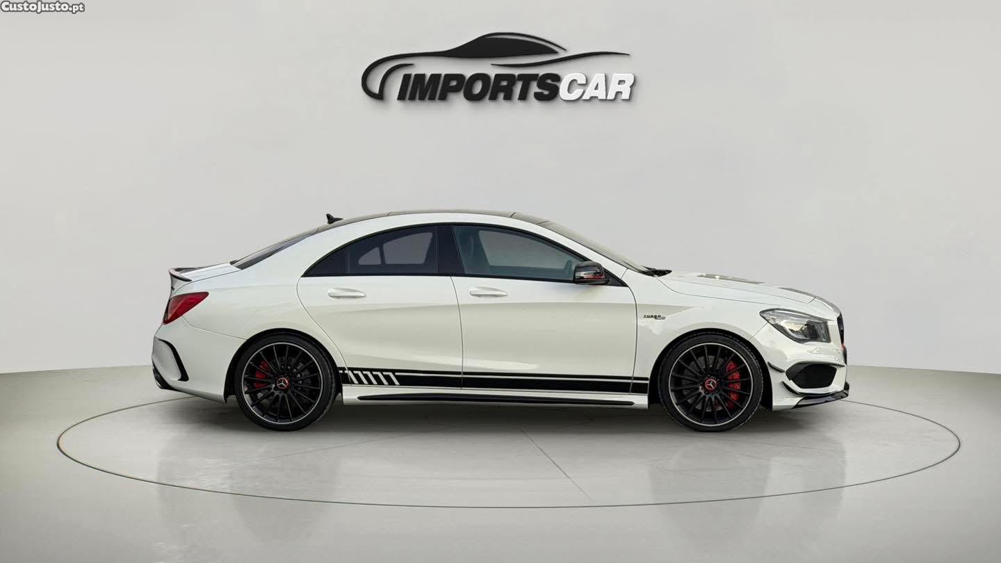 Mercedes-Benz CLA 45 AMG Shooting Brake 4Matic 7G-DCT - 14 foto 3