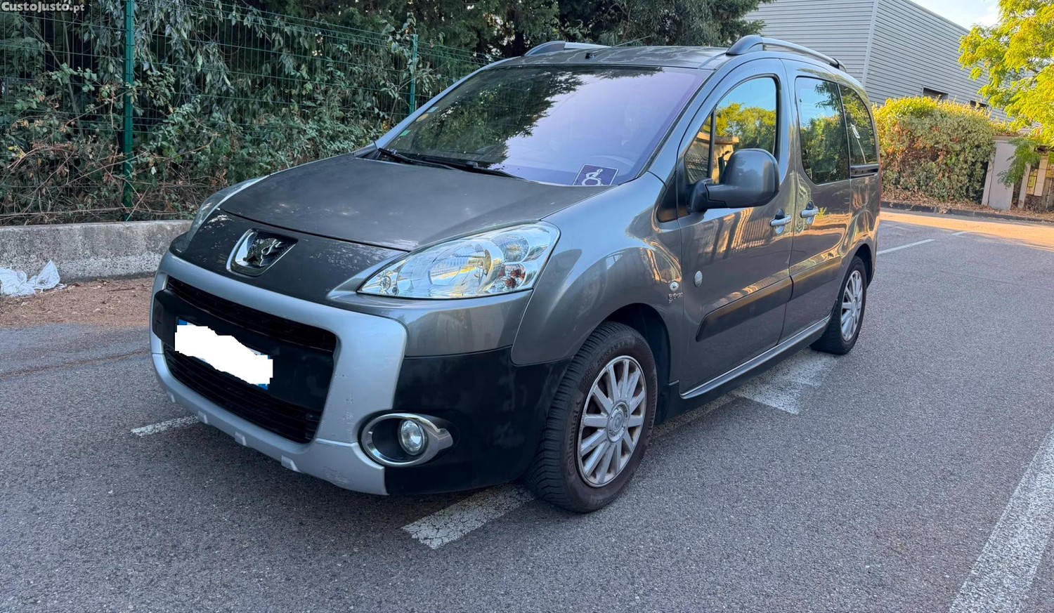Peugeot e-Partner 1.6 Mobilidade Reduzida - 09 — photo 2