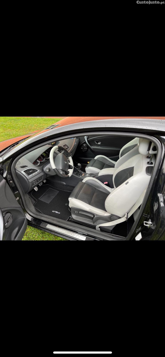Renault Mégane COUPE 1.6 dci 130 cv GT LINE /BOSE — fotografia 12