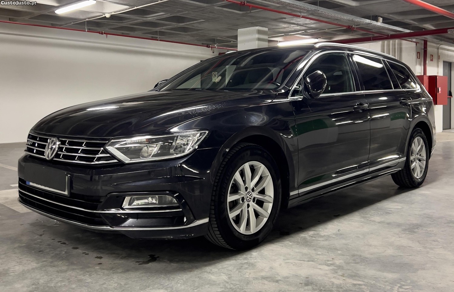 Volkswagen Passat R-line — fotografia 2