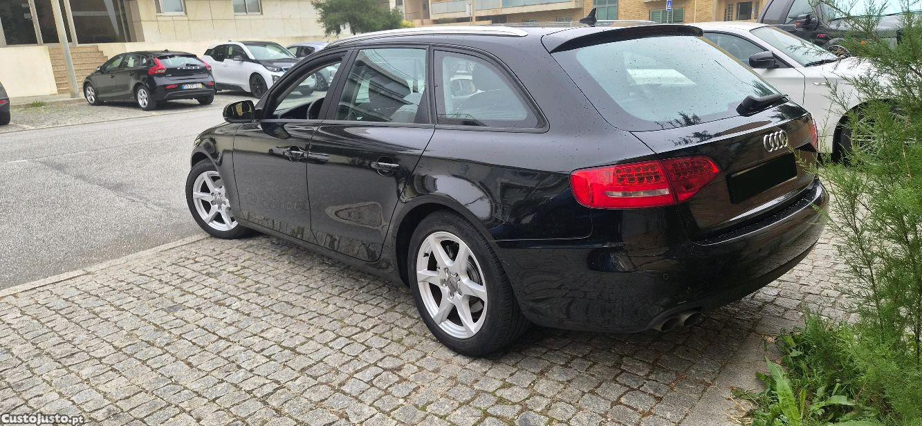Audi A4 Avant Sport B8 2.0 170cv - 11 foto 3