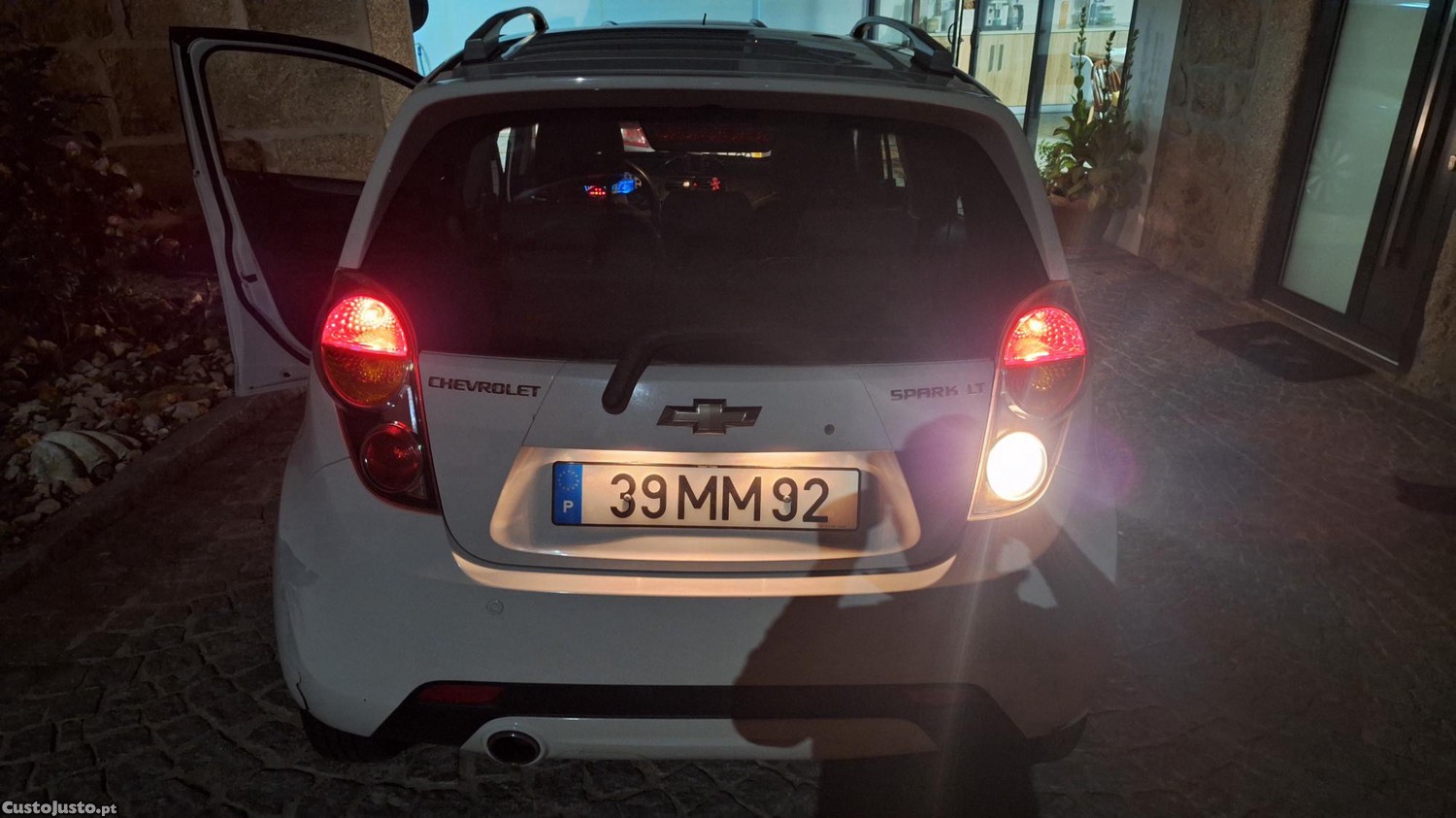 Chevrolet Spark LT - 11 foto 2