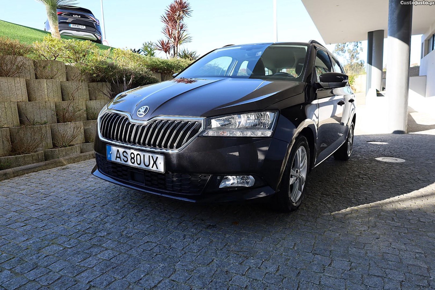Skoda Fabia Break 1.0 TSI Ambition — fotografia 15
