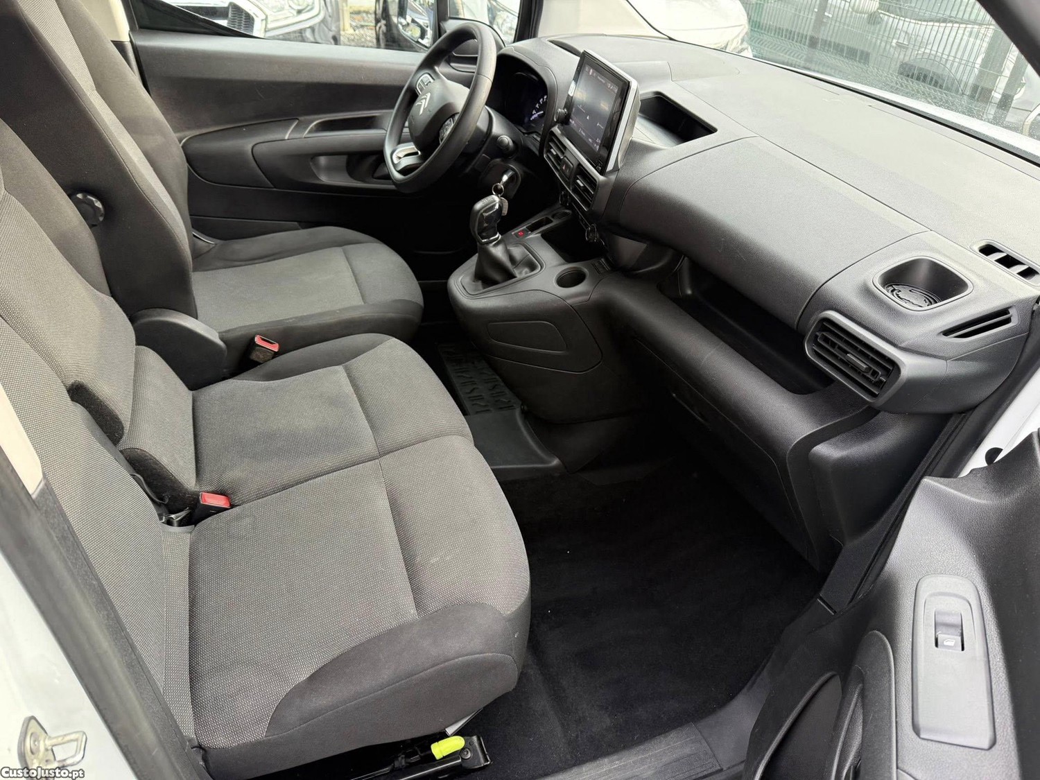 Citroën Berlingo 1.5 Blue-HDI Driver M 3 Lugares 102cv — fotografia 2