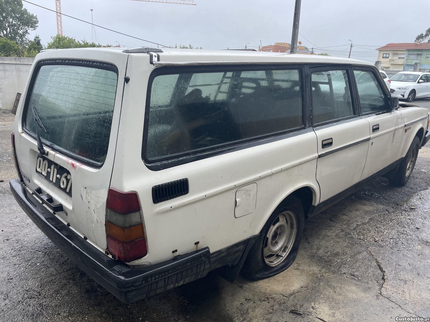 Volvo 240 Diesel Van — photo 2