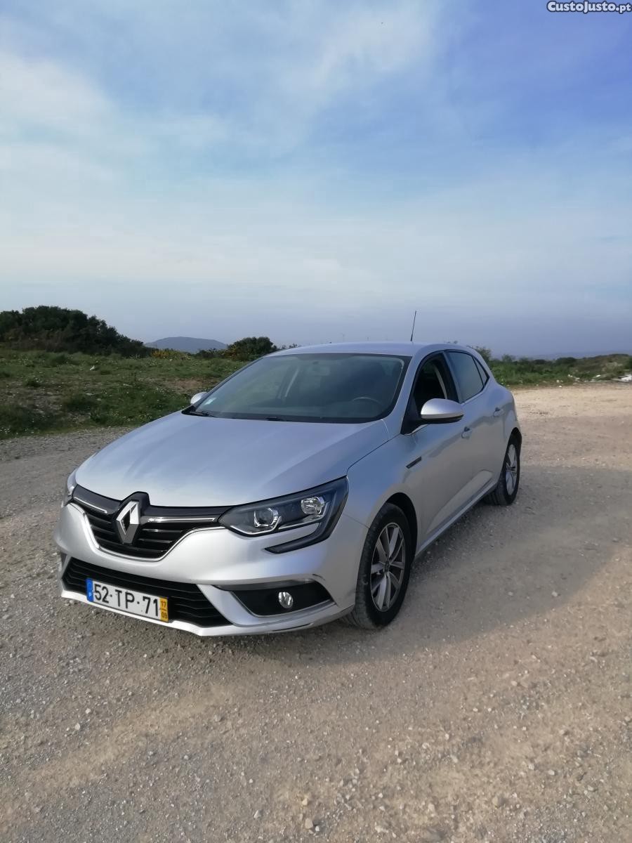 Renault Mégane 1.5 dci 5 portas — photo 3