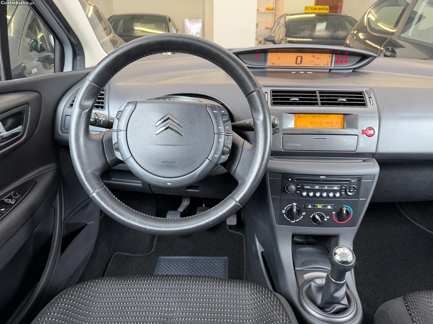 Citroën C4 1.6 HDi SX 110cv-UM PROPRIETÁRIO! Muito bem estimado! — fotografia 7