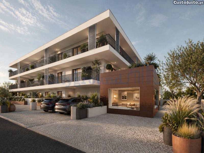Property in Ferrel, Peniche, Leiria