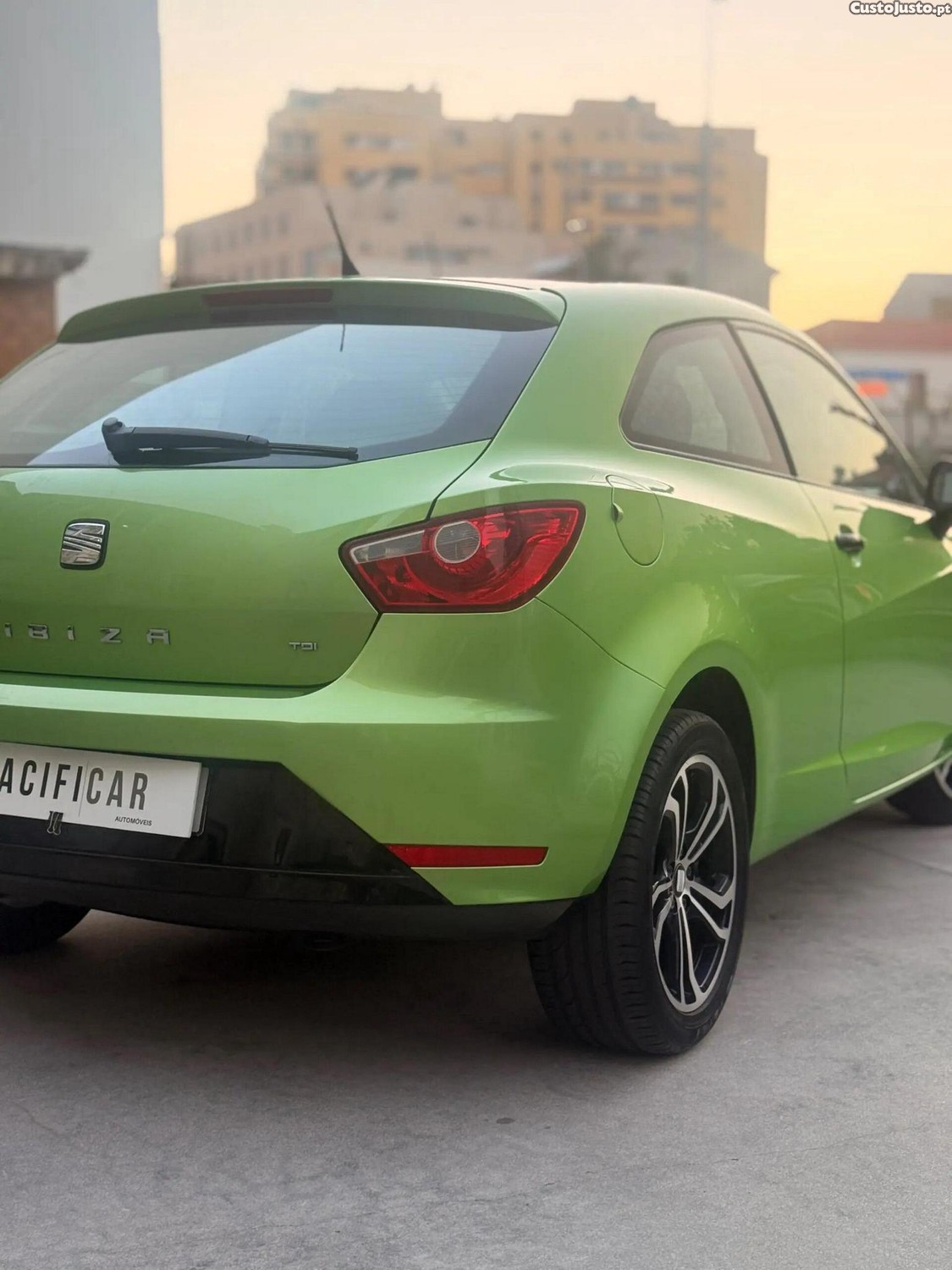 Seat Ibiza 1.2 TDI Style - 13 foto 3