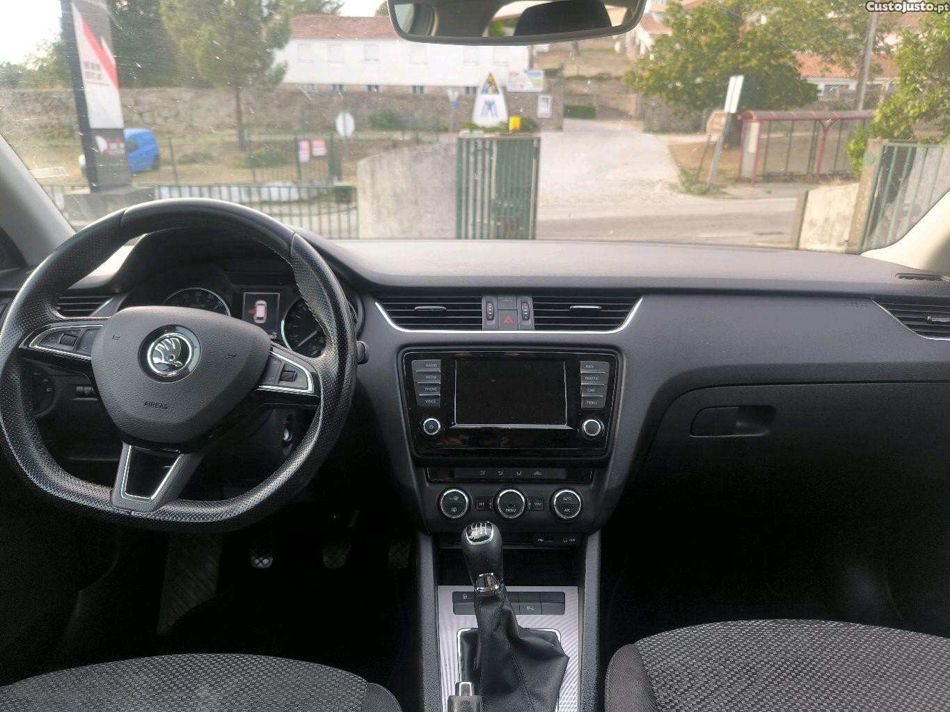 Skoda Octavia Greenline — fotografia 3