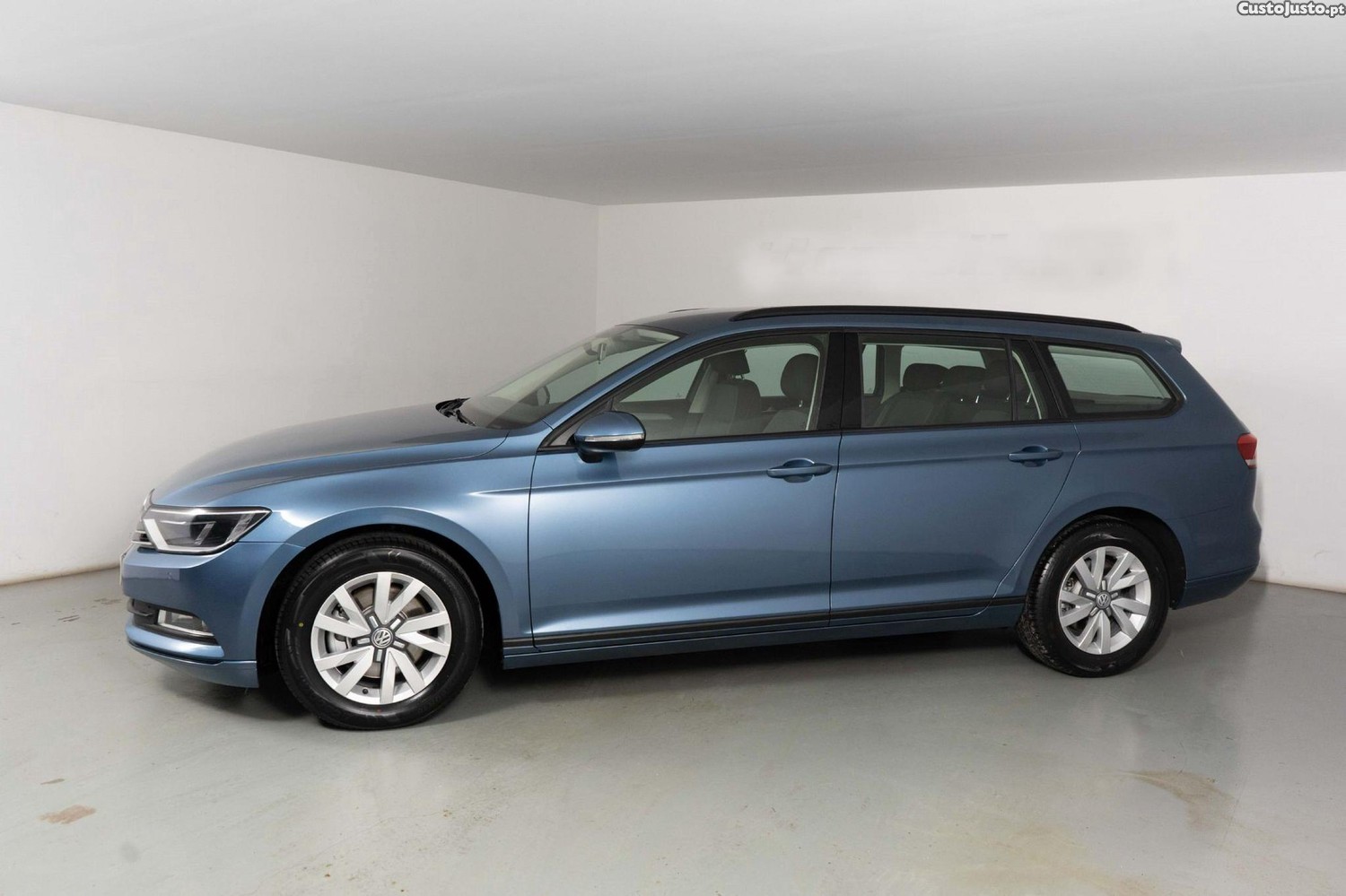 VW Passat 1.6 TDi BlueMotion - 15 foto 4