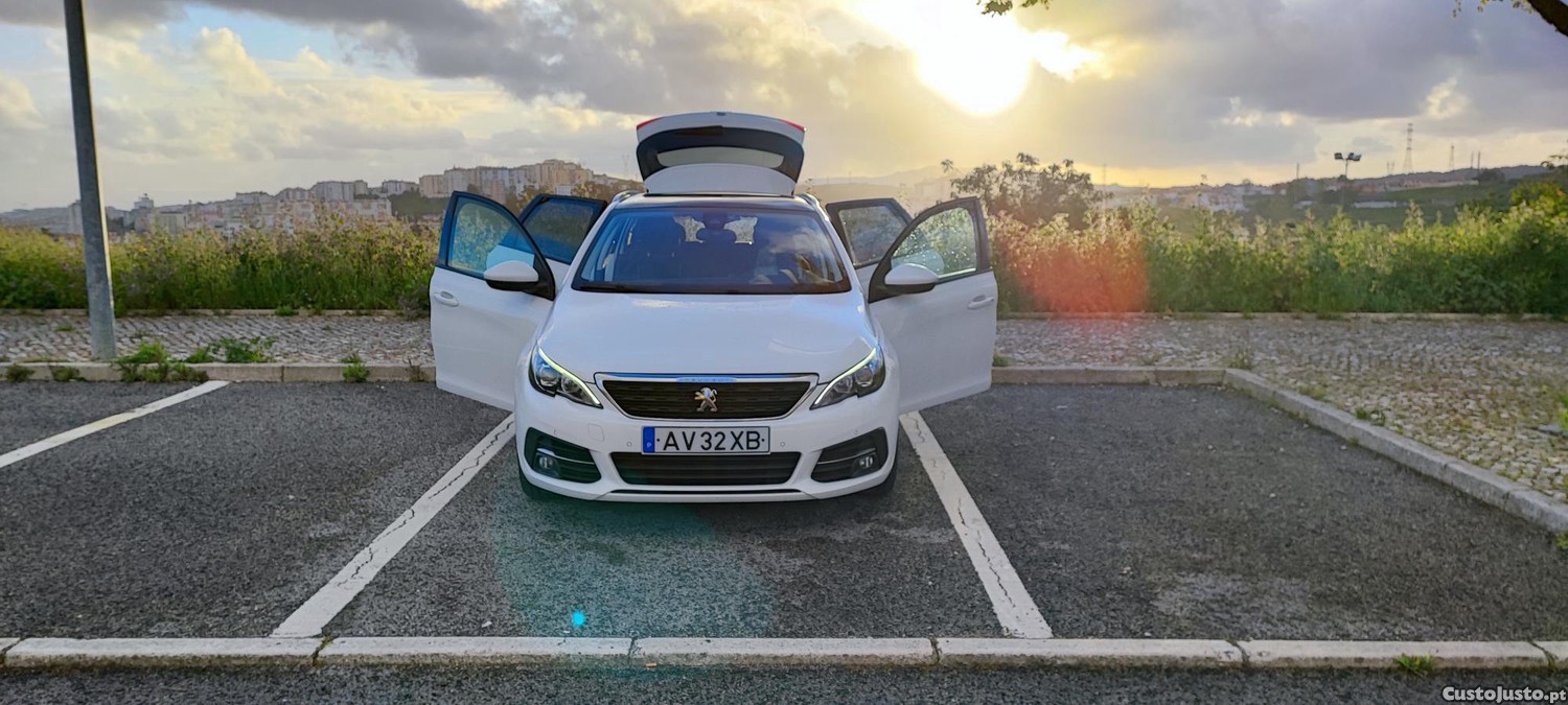 Peugeot 308 SW - 19 foto 3