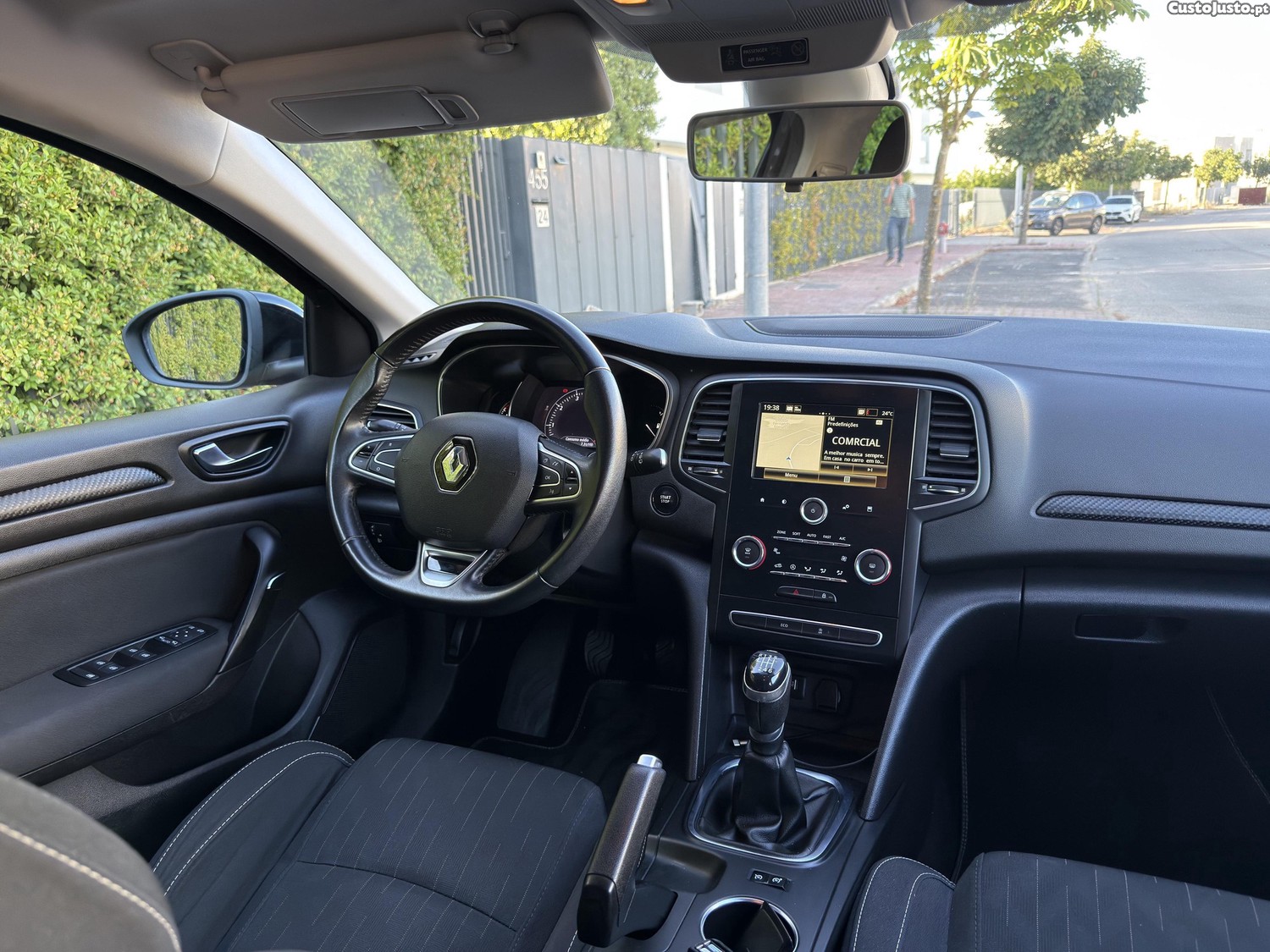 Renault Mégane Sport Tourer — fotografia 7