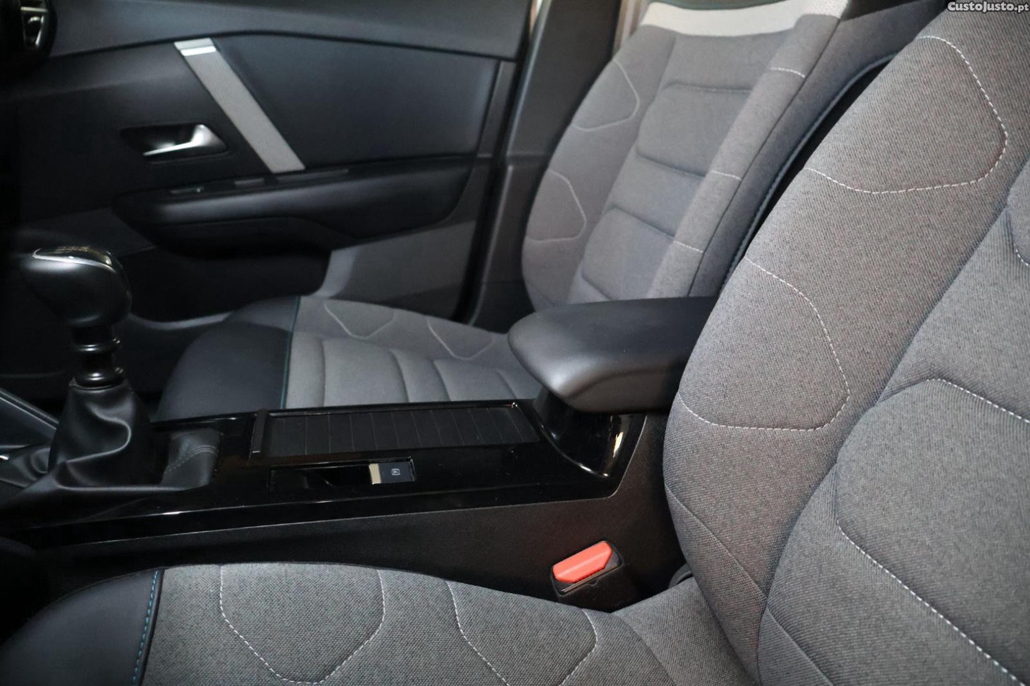 Citroën C4 1.2 PureTech  - 24 — photo 4
