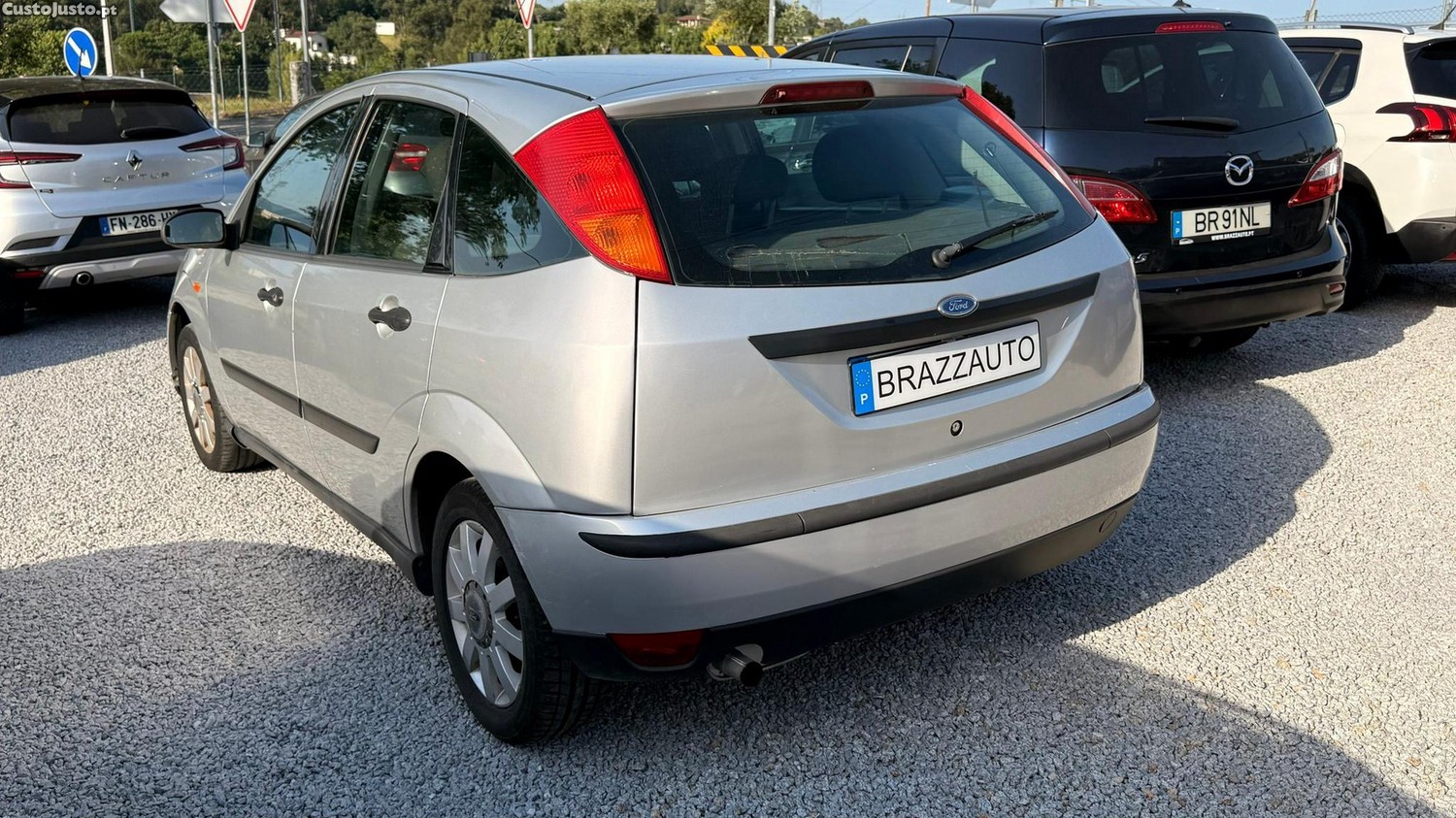 Ford Focus 1.4 Comfort — fotografia 8
