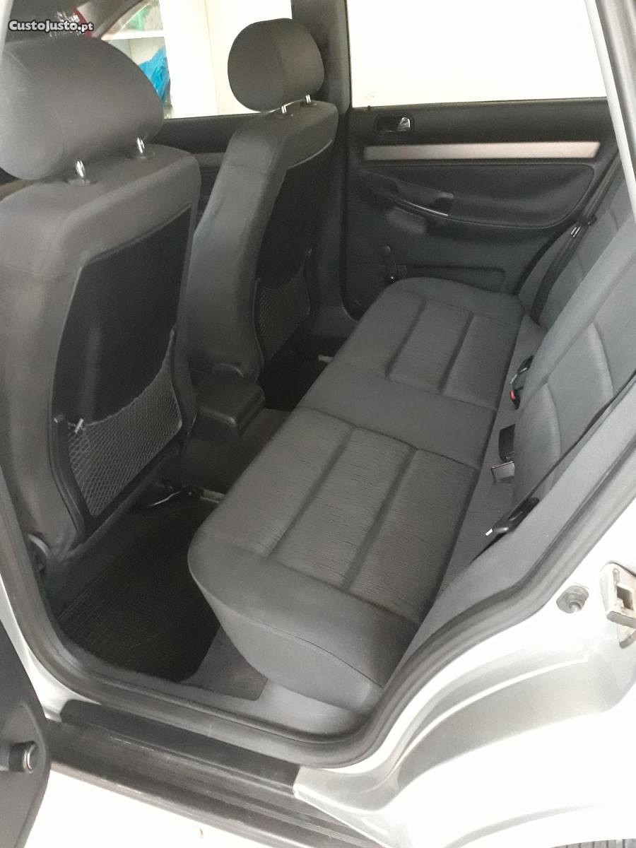 Audi A4 1.9Tdi B5 - 98 foto 4