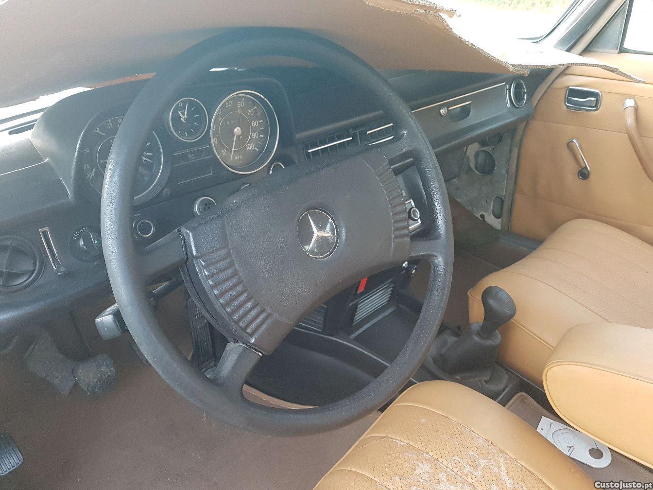 Mercedes-Benz 240 W115/8 — fotografia 8