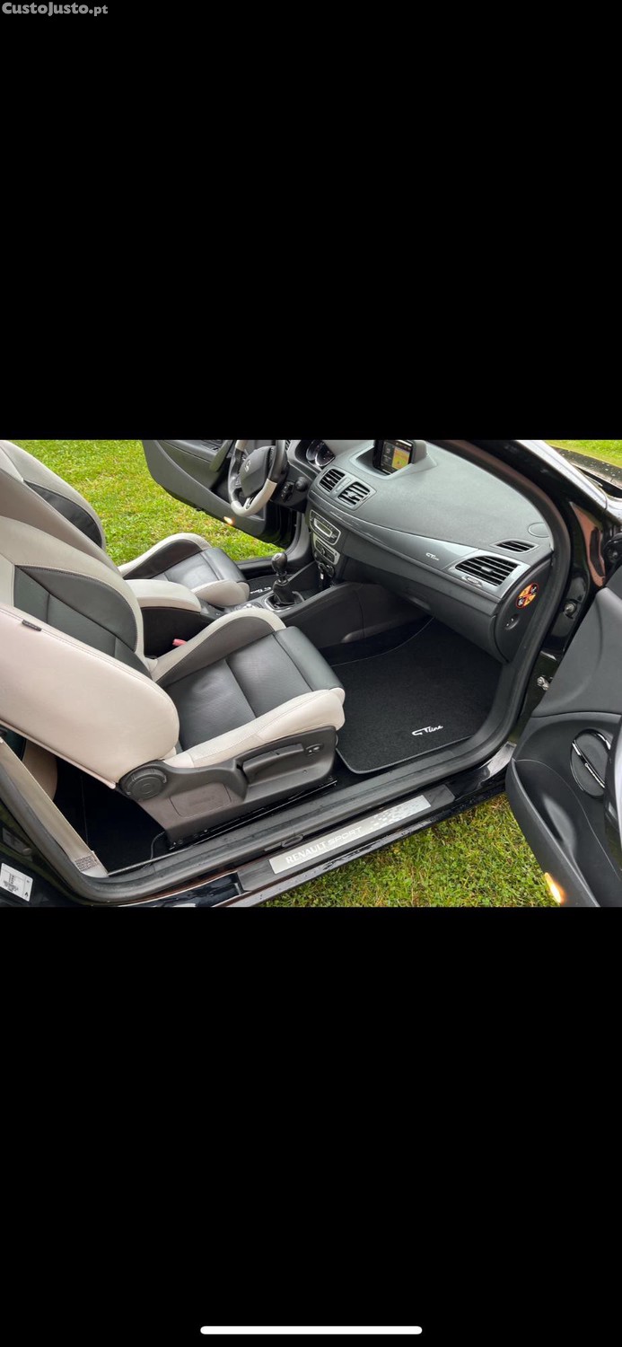 Renault Mégane COUPE 1.6 dci 130 cv GT LINE /BOSE — fotografia 9