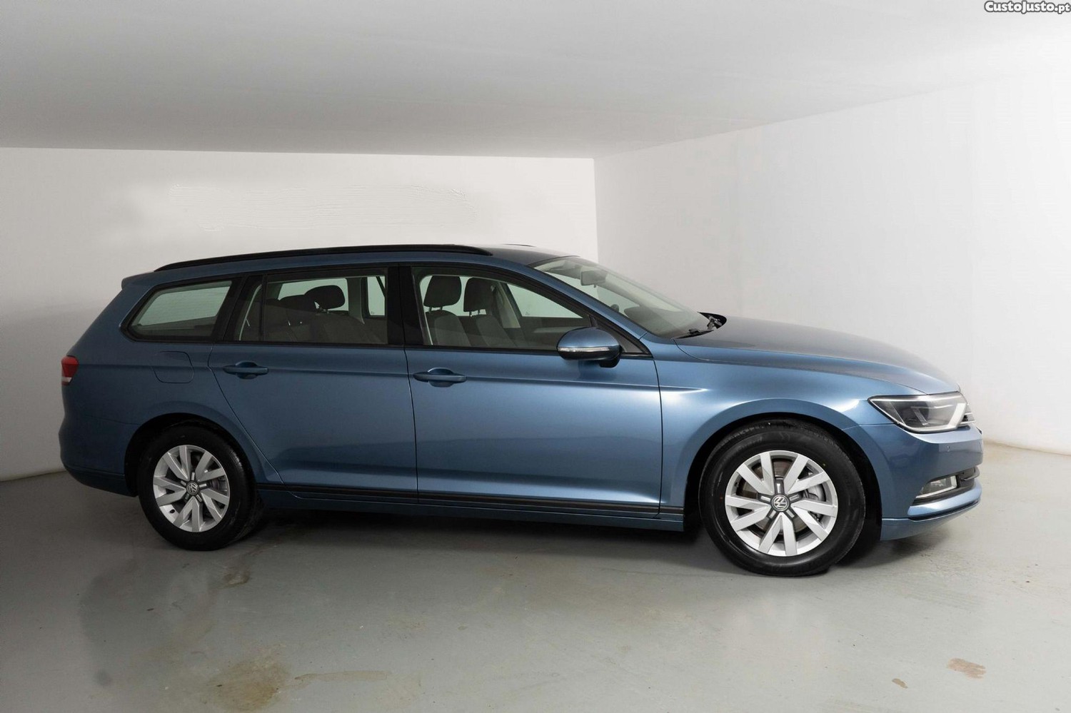 VW Passat 1.6 TDi BlueMotion - 15 foto 5