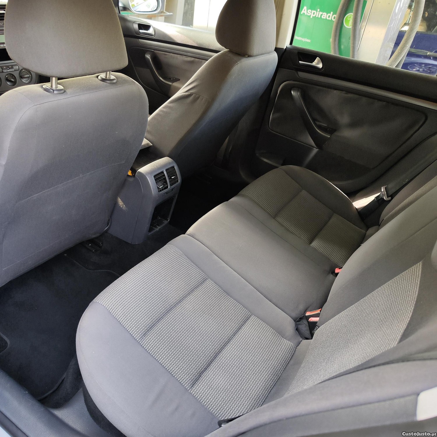 Volkswagen Golf Bluemotion — fotografia 3