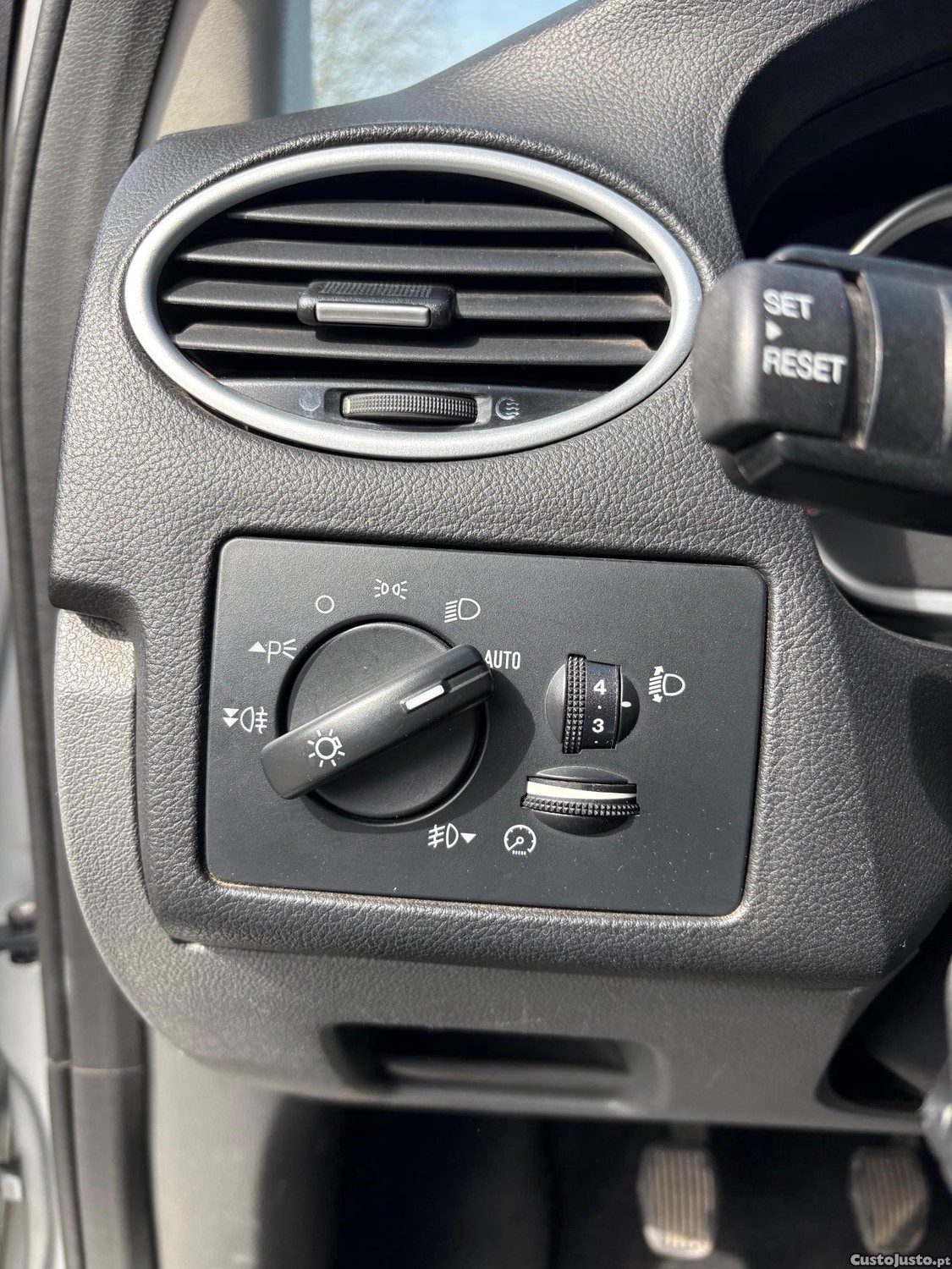 Ford Focus Titanium 1.6Tdci 110cv — fotografia 5