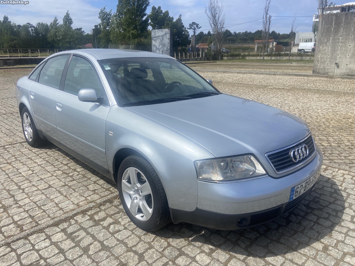 Audi A6 2.4 motor V6 — photo 4