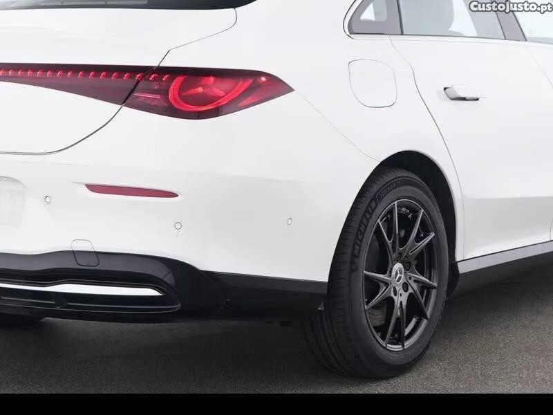 Mercedes-Benz CLA 250+ Progressive - 25 foto 4