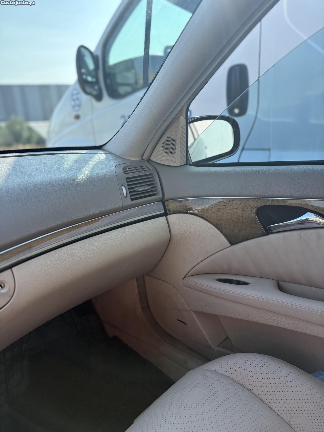 Mercedes-Benz E 320 Avantgard — fotografia 6