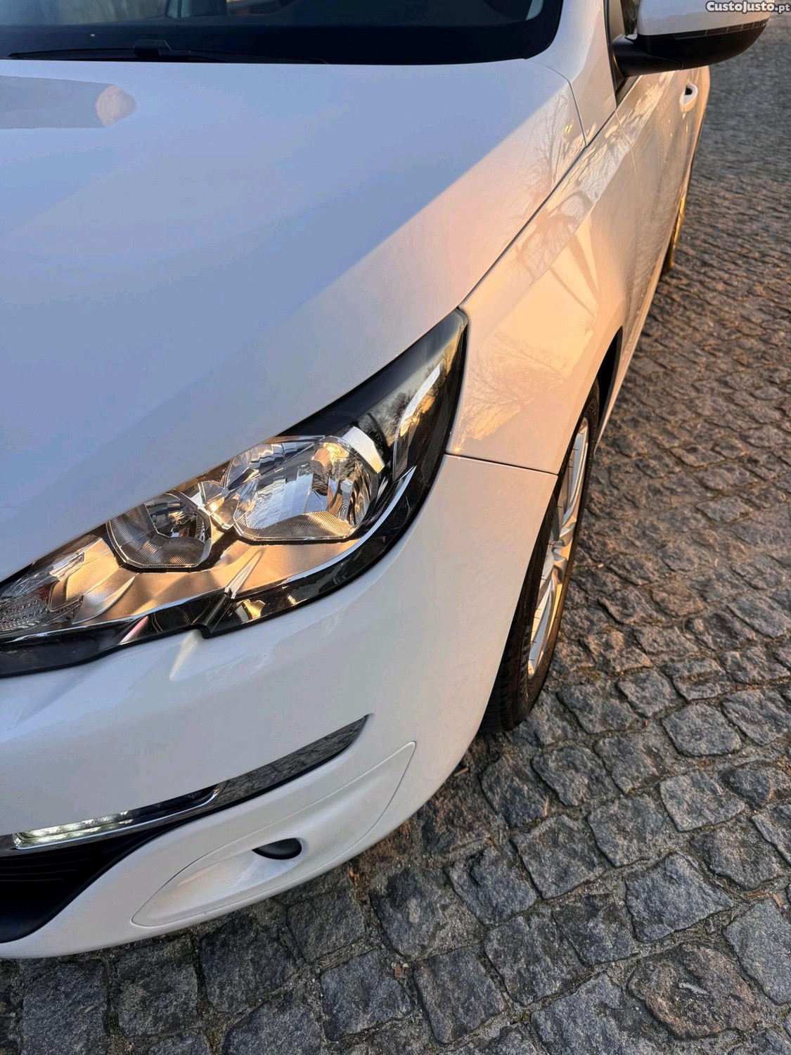 Peugeot 308 1.6 hdi 120cv - 15 foto 5