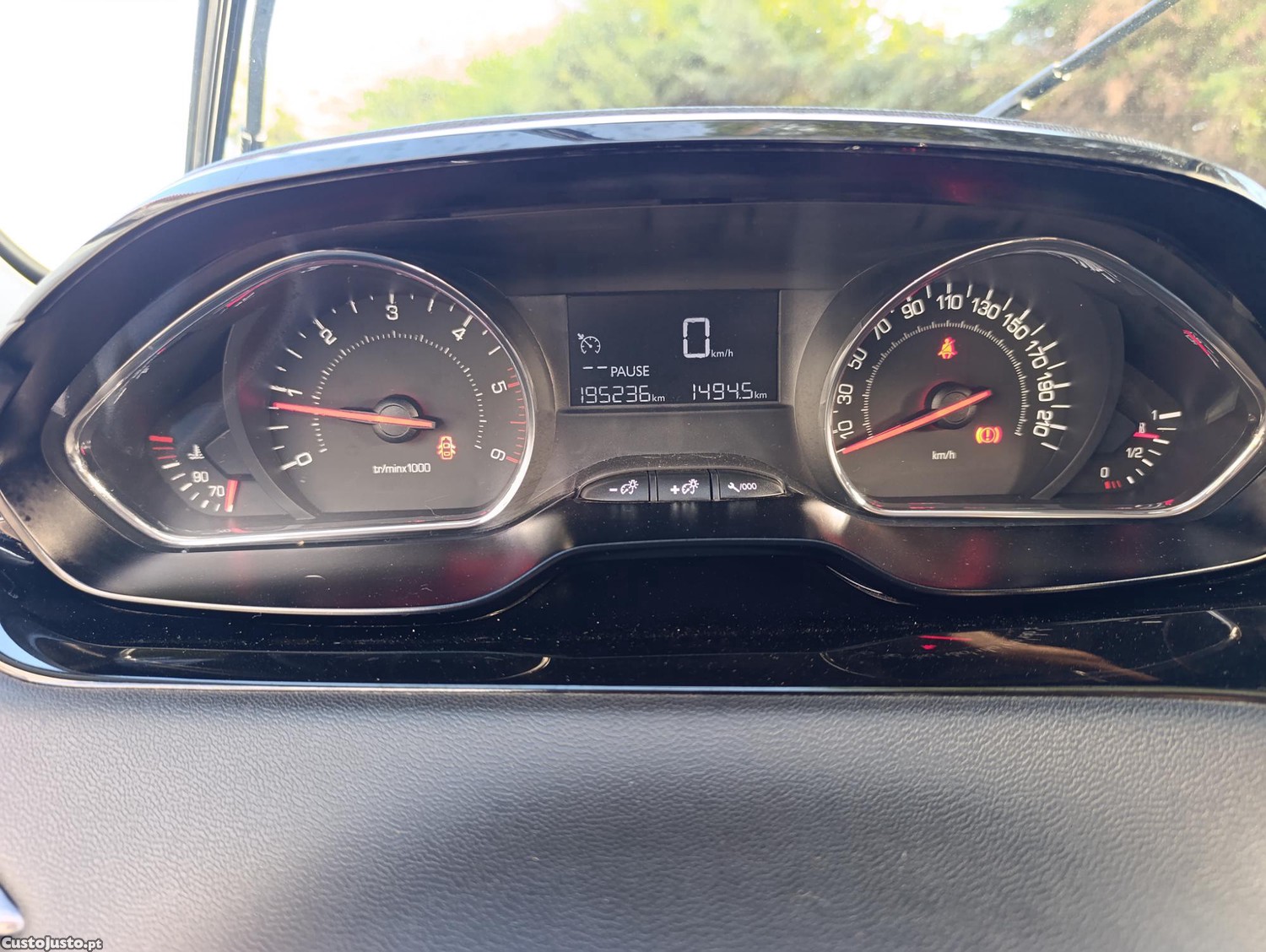 Peugeot 208 1.6HDI - 12 foto 5