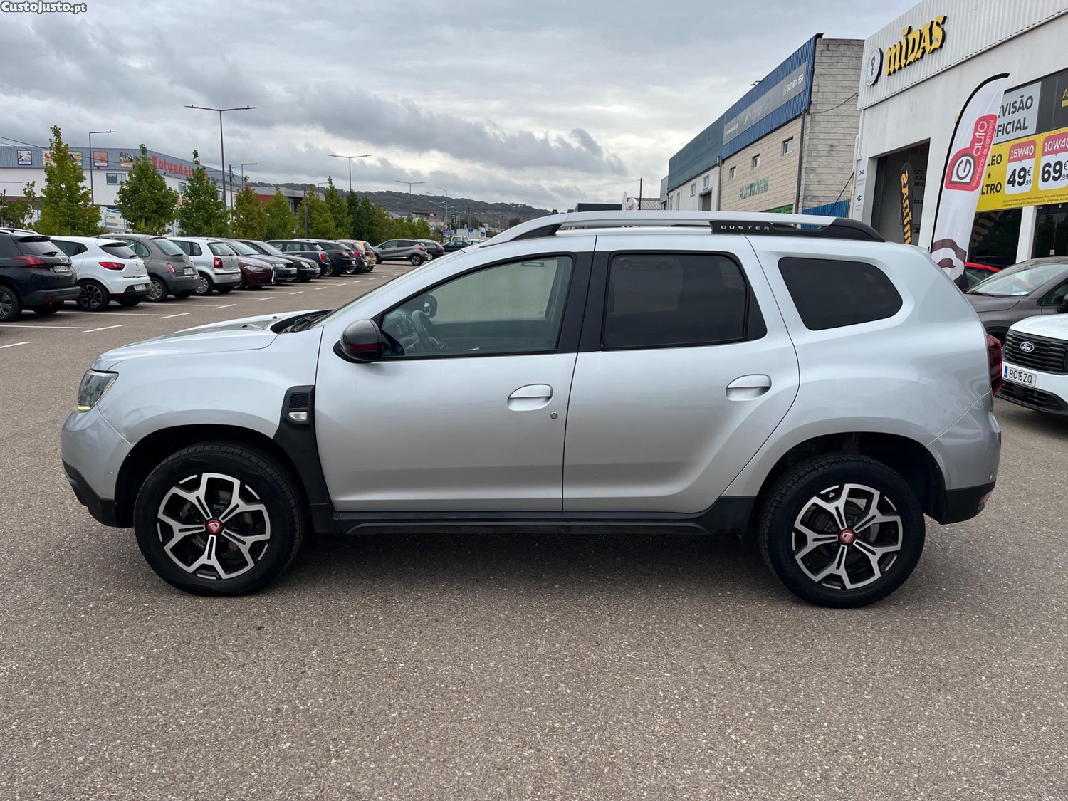 Dacia Duster 1.5 Dci 115 cv, NACIONAL c/ Livro Revisões - 20 — photo 2