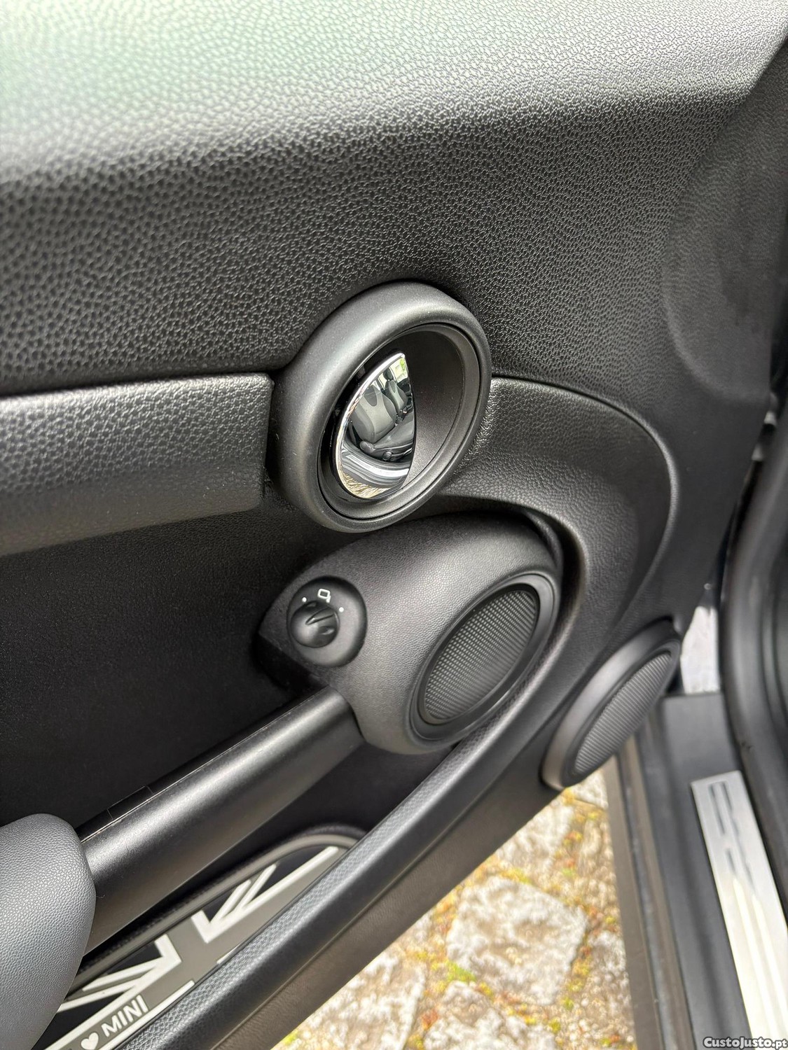 MINI Clubman 1.4 gasolina 95cv — fotografia 4