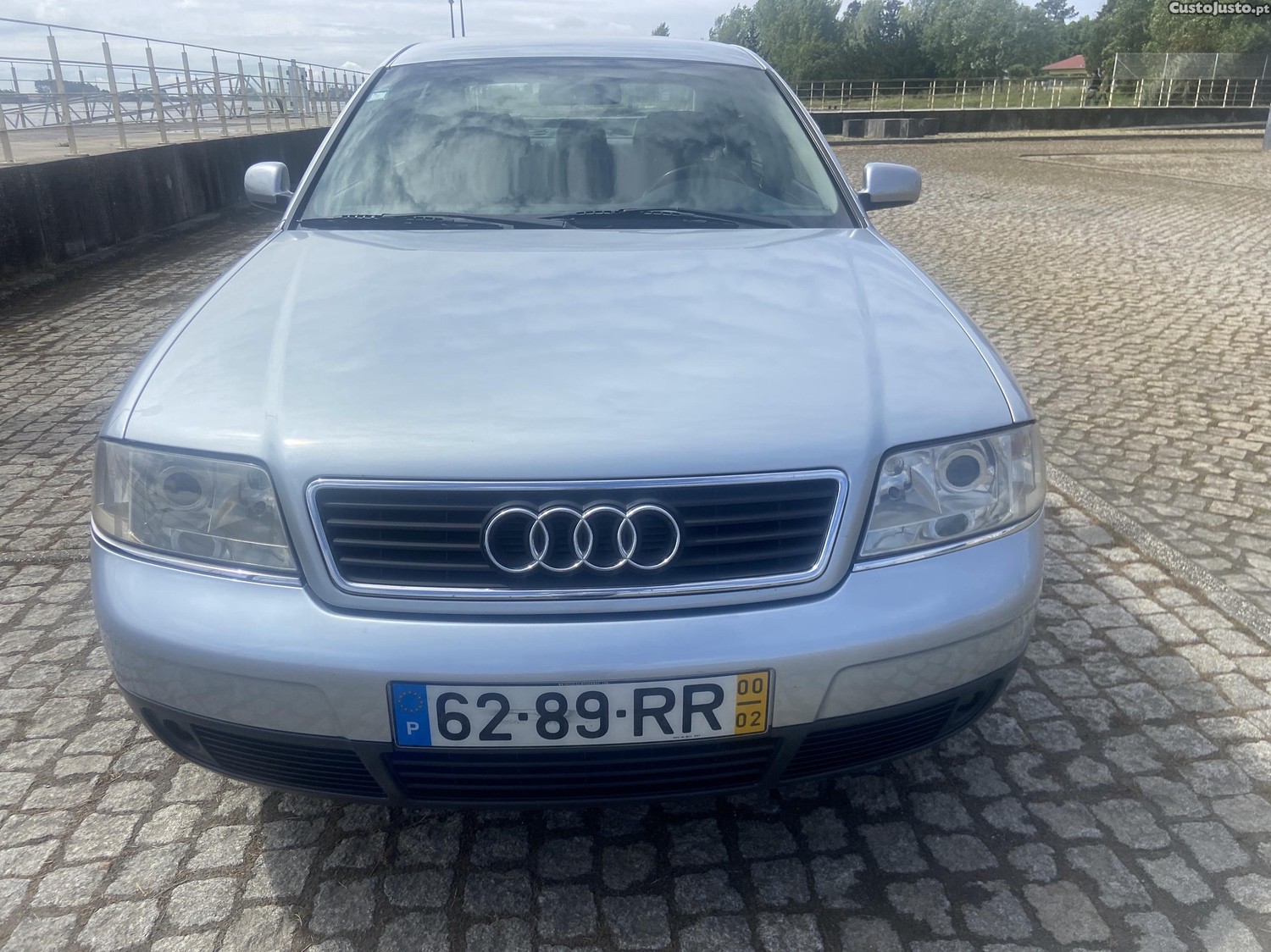 Audi A6 2.4 motor V6 — photo 5
