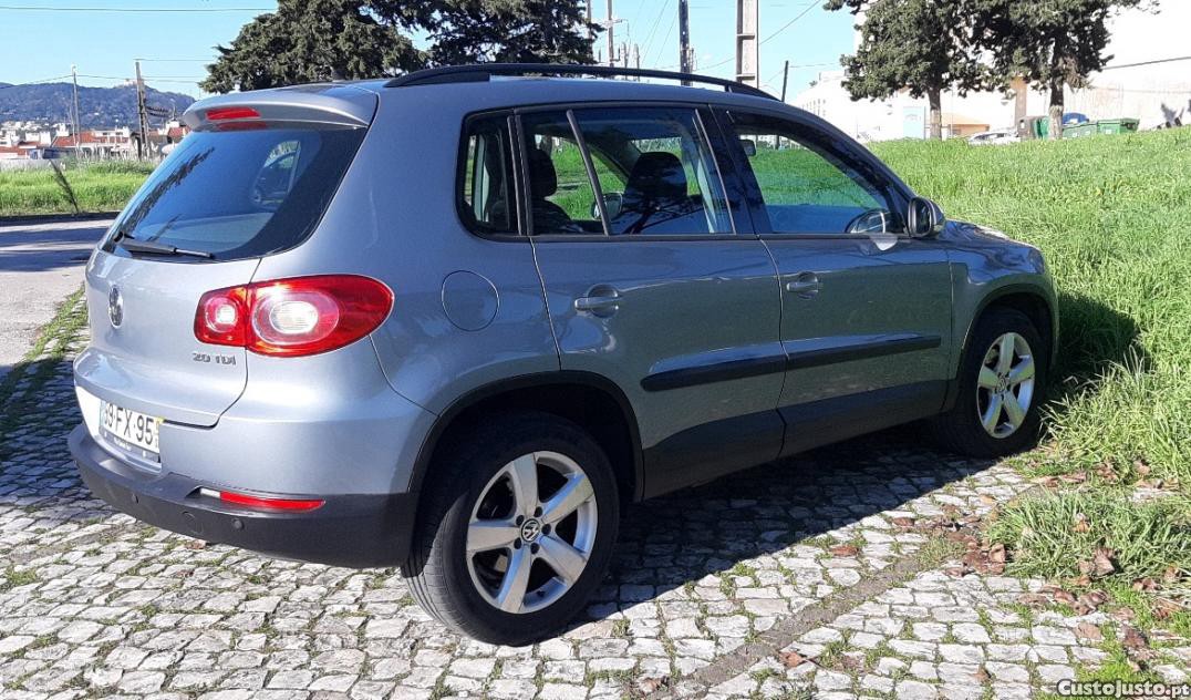 VW Tiguan VW Tiguan 2.0 TDI 140cv 4Motion (4x4) - 08 foto 4
