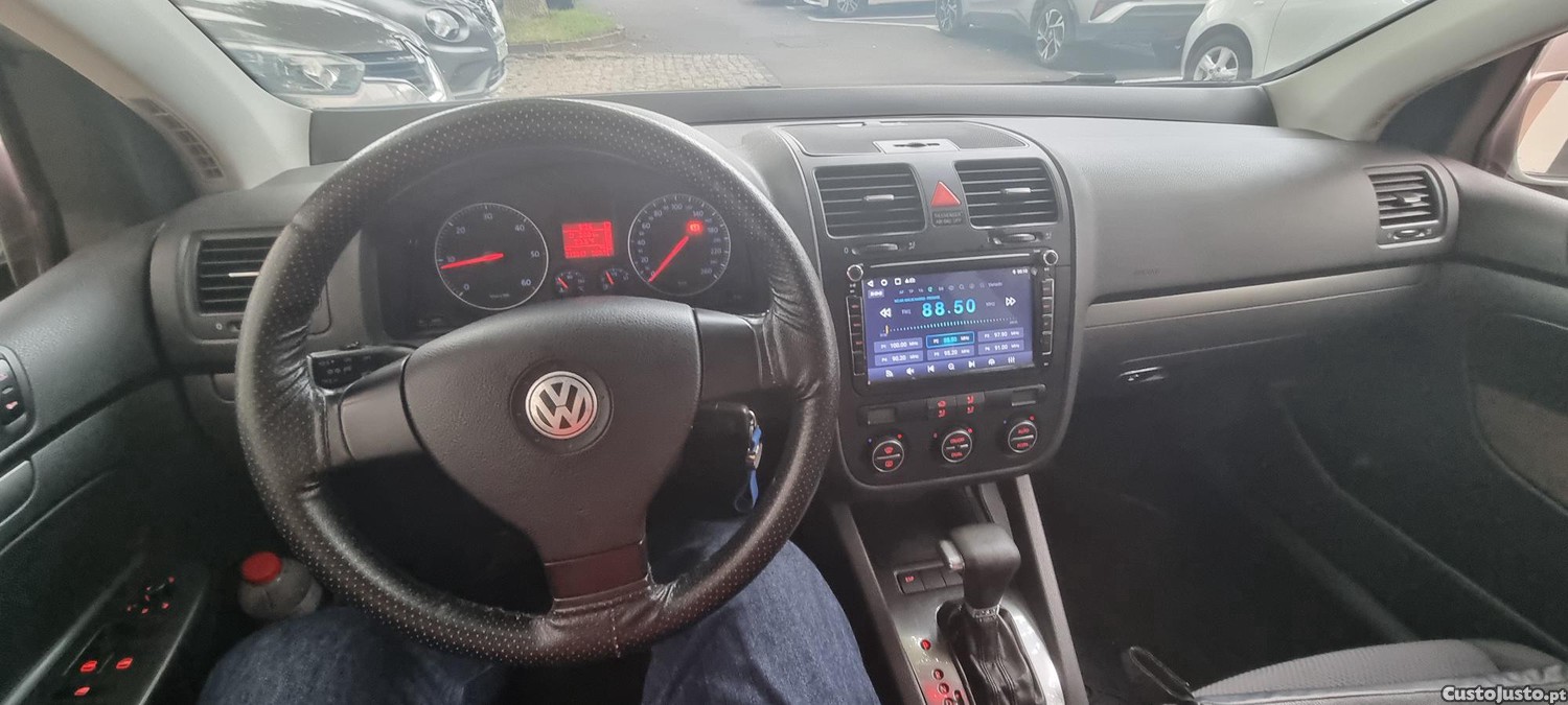 VW Golf (Golf) 1.9 TDI Caixa DSG - 06 foto 2