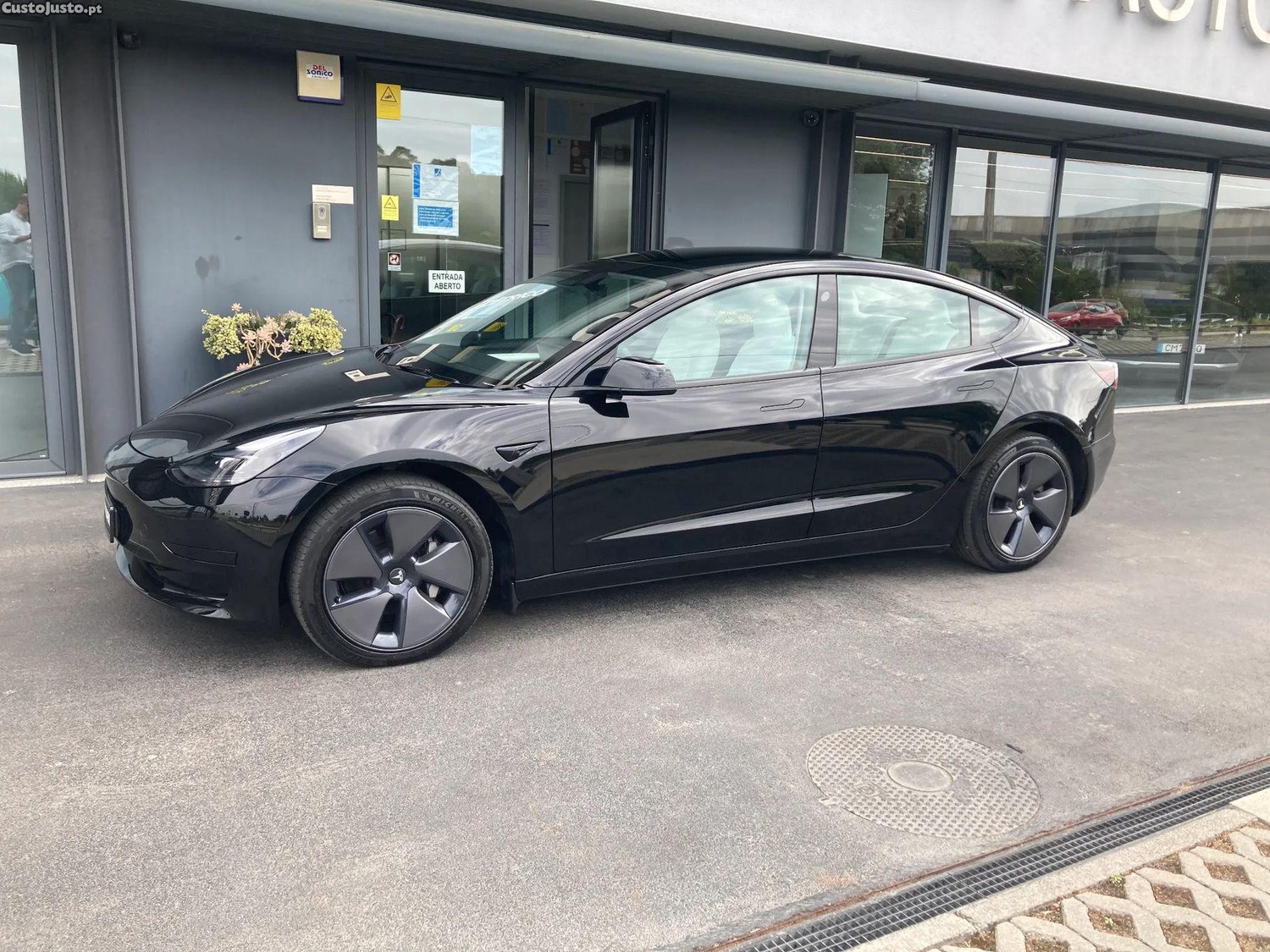 Tesla Model 3 RWD - 23 foto 5